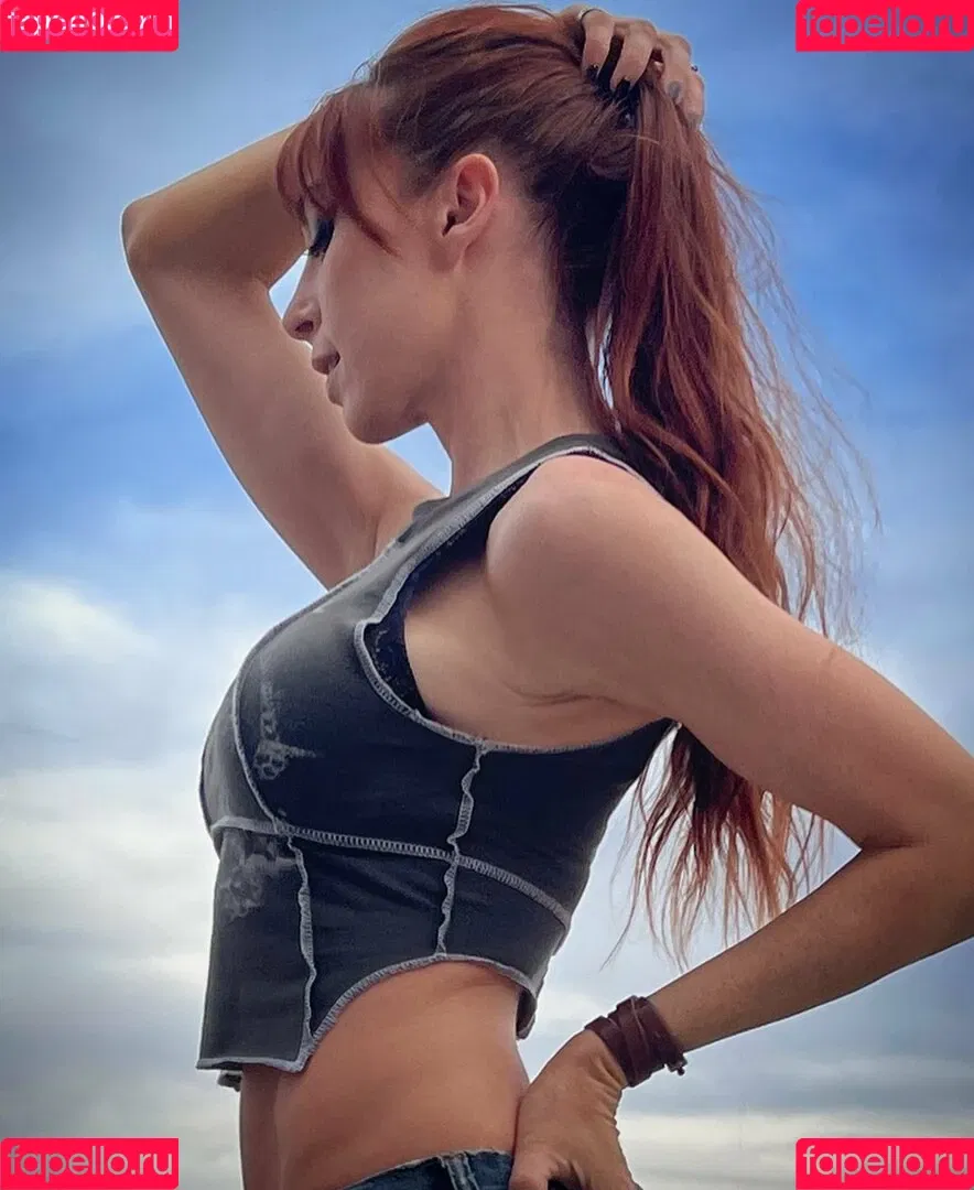 Lisa Foiles Onlyfans Photo Gallery 