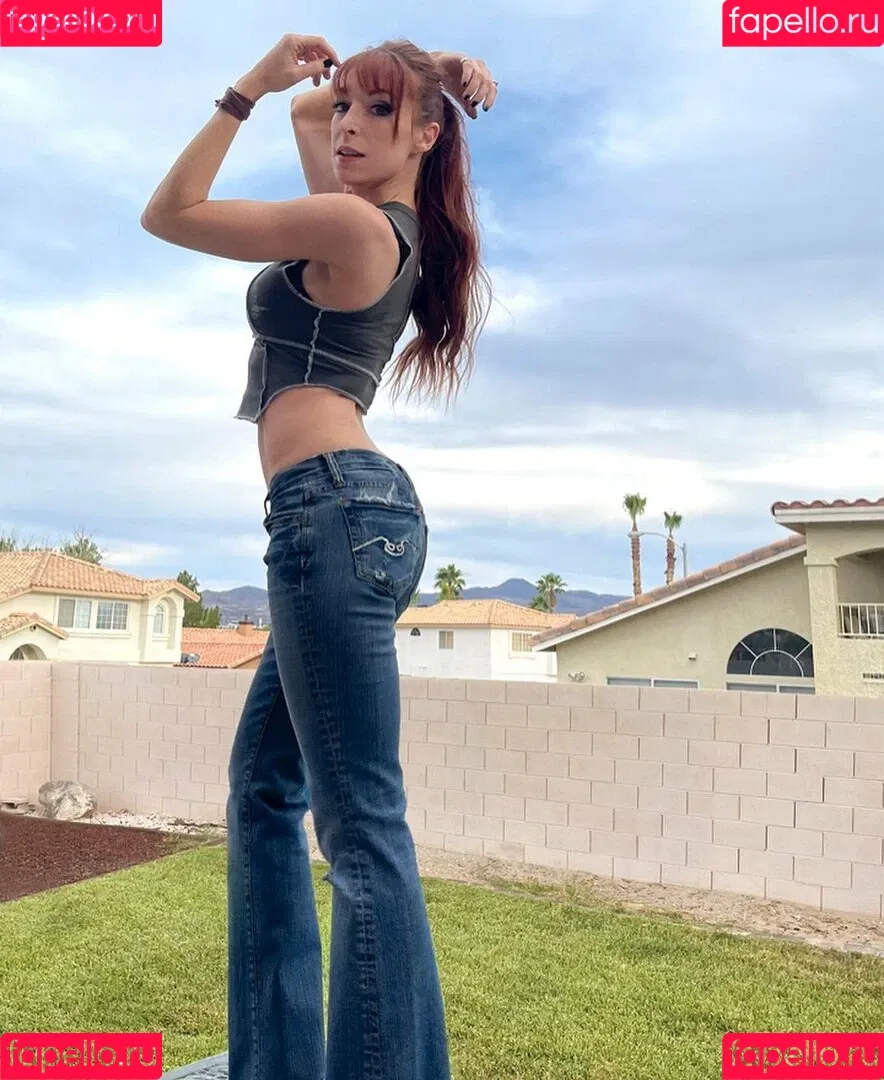 Lisa Foiles Onlyfans Photo Gallery 