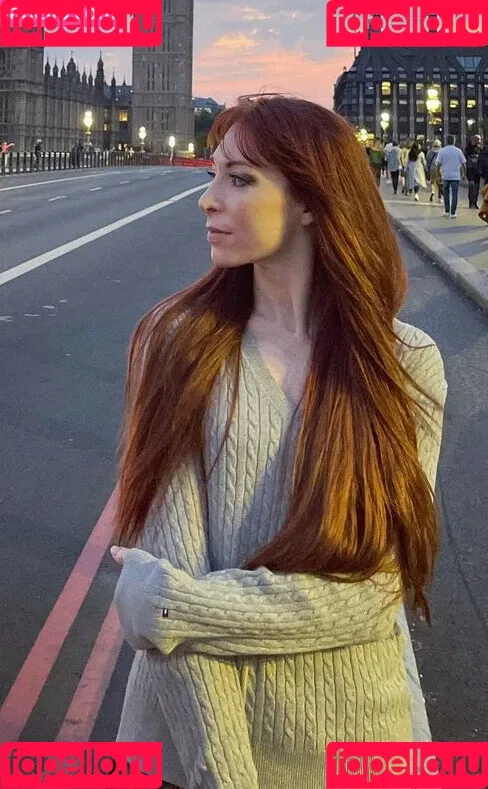 Lisa Foiles Onlyfans Photo Gallery 