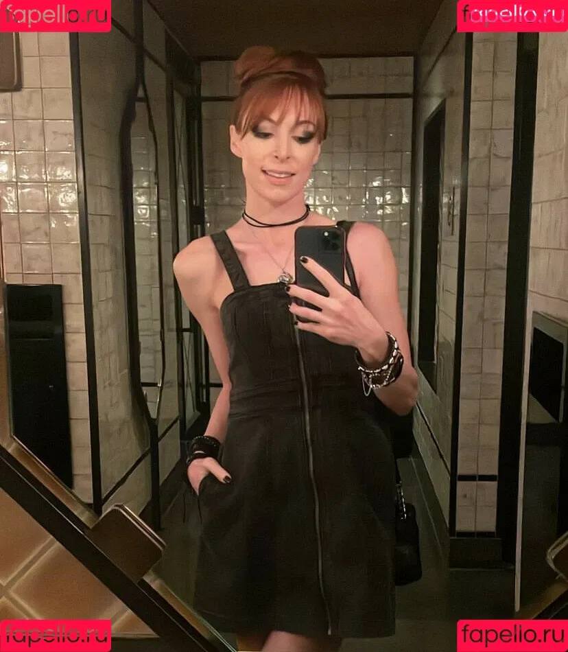 Lisa Foiles Onlyfans Photo Gallery 
