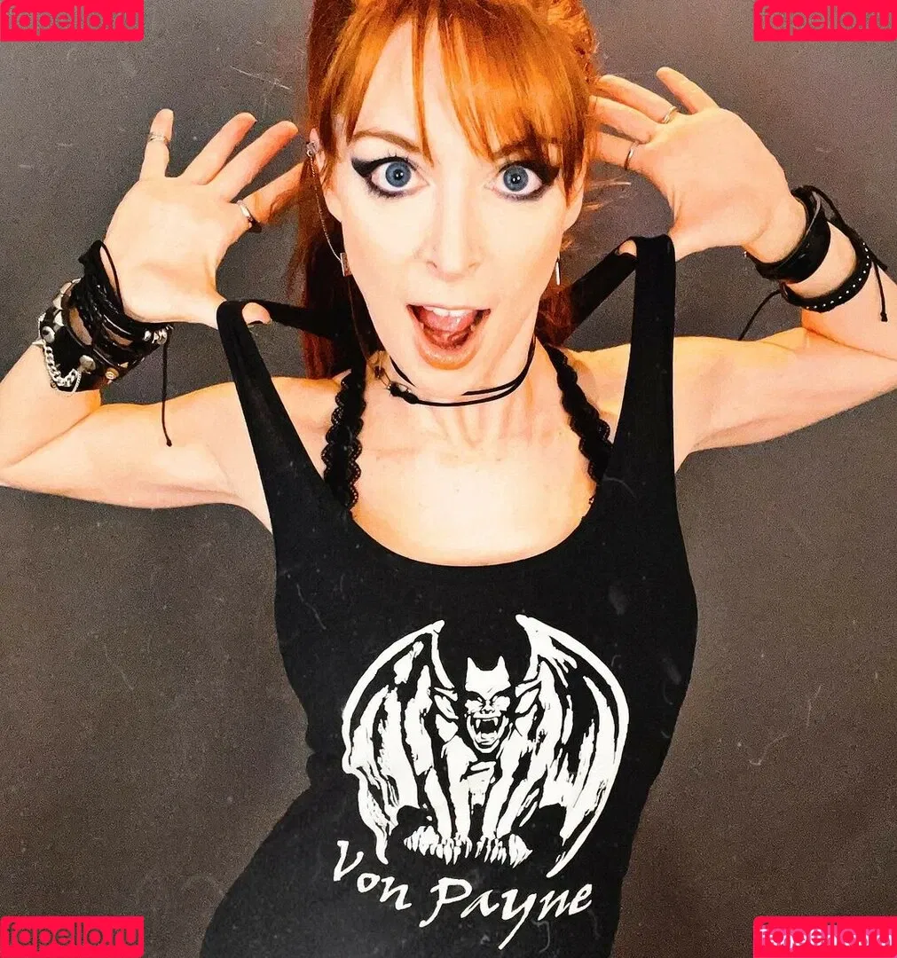 Lisa Foiles Onlyfans Photo Gallery 