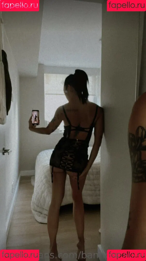 banhmibailee Onlyfans Photo Gallery 