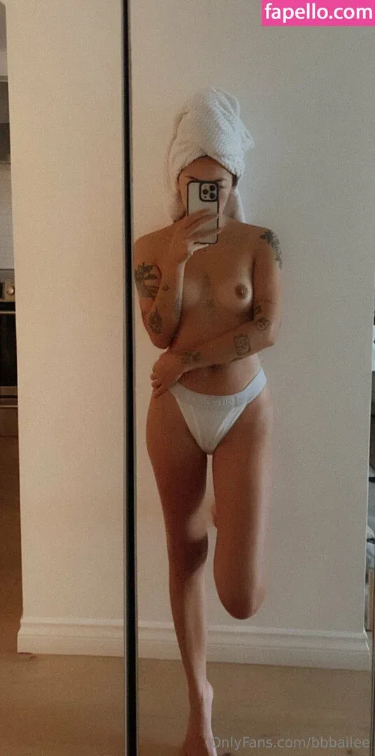 banhmibailee Onlyfans Photo Gallery 