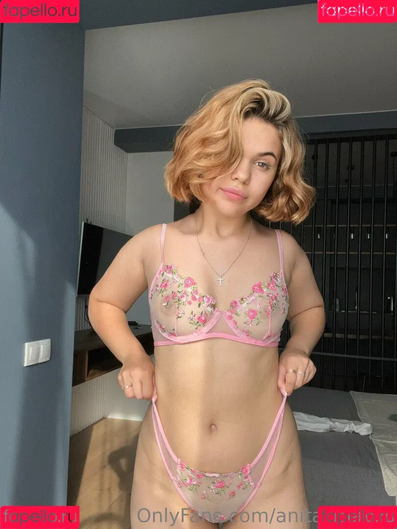 anita_maylis Onlyfans Photo Gallery 