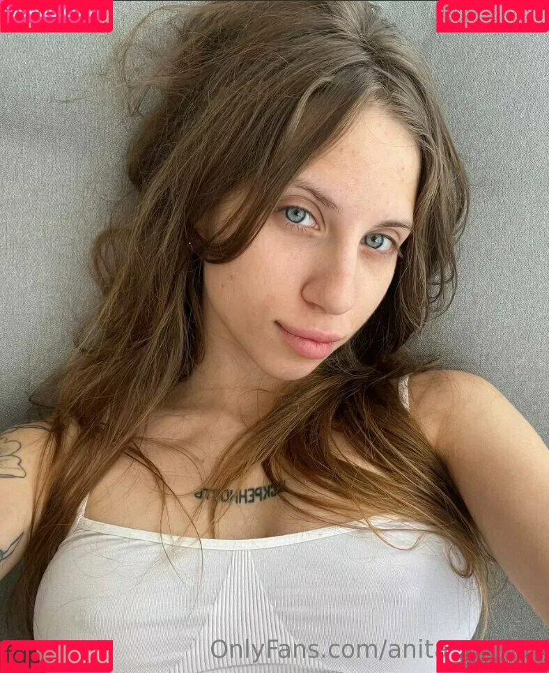 anita_maylis Onlyfans Photo Gallery 