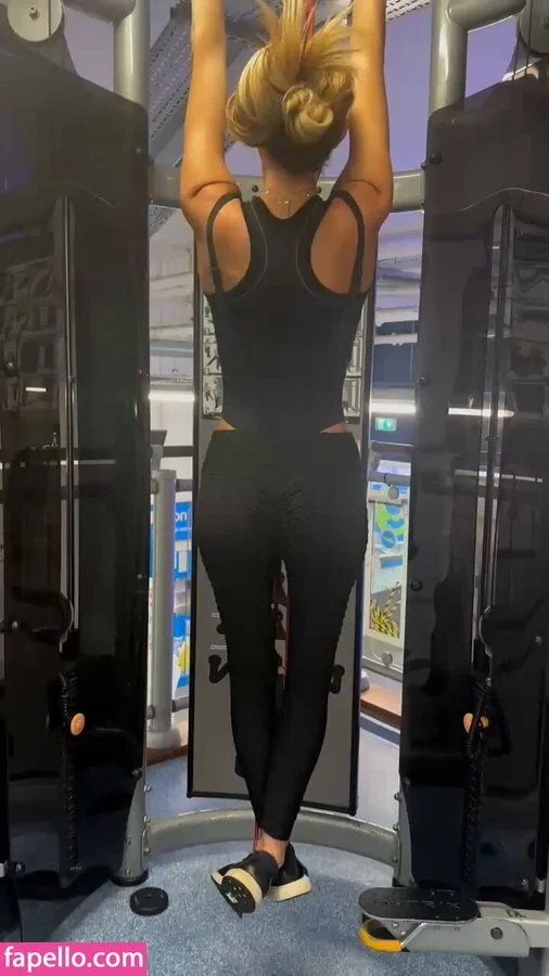 Stacey Saran Onlyfans Photo Gallery 