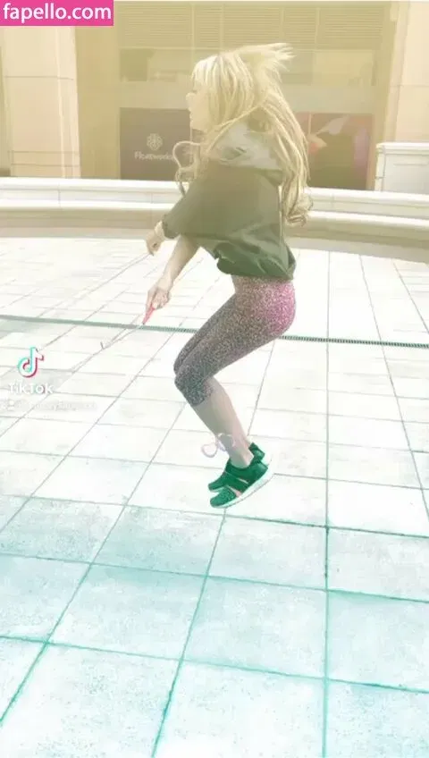 Stacey Saran Onlyfans Photo Gallery 