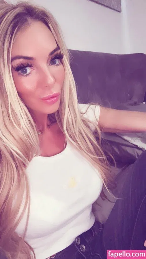 Stacey Saran Onlyfans Photo Gallery 