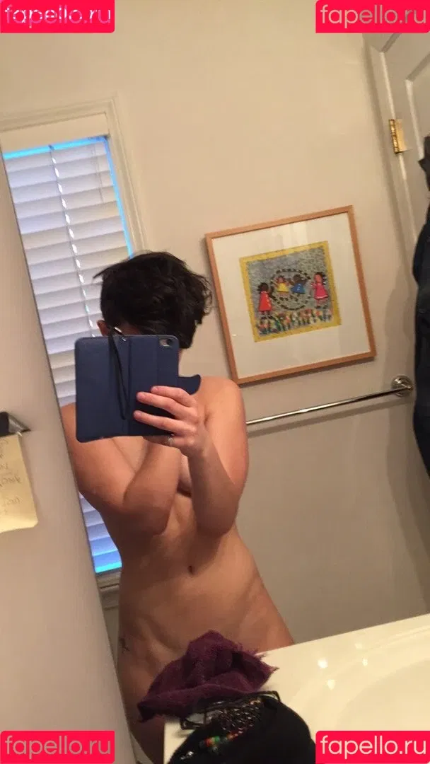 Bex Taylor-Klaus Onlyfans Photo Gallery 