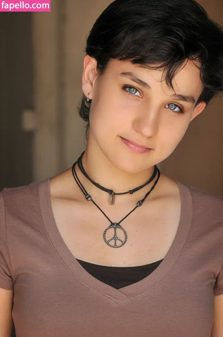 Bex Taylor-Klaus Onlyfans Photo Gallery 