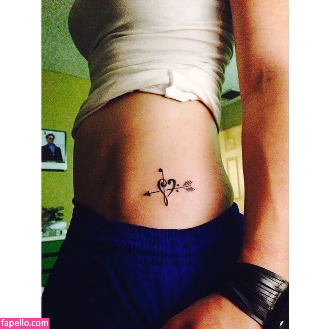 Bex Taylor-Klaus Onlyfans Photo Gallery 