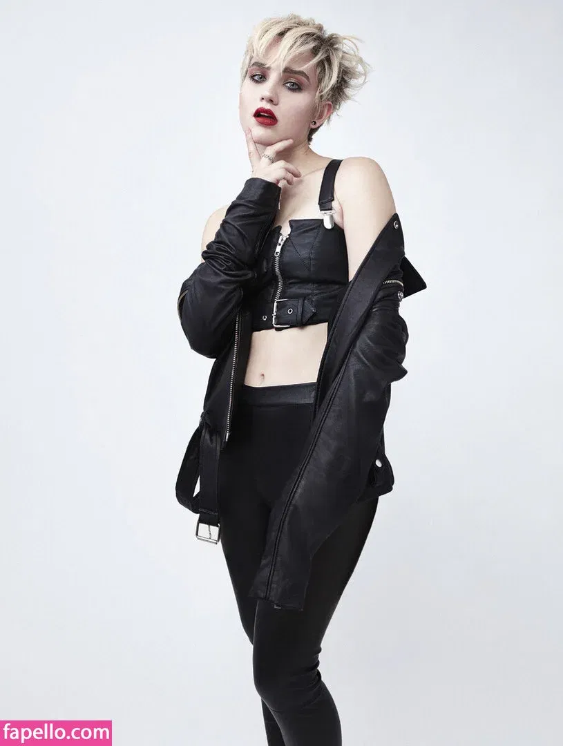 Bex Taylor-Klaus Onlyfans Photo Gallery 