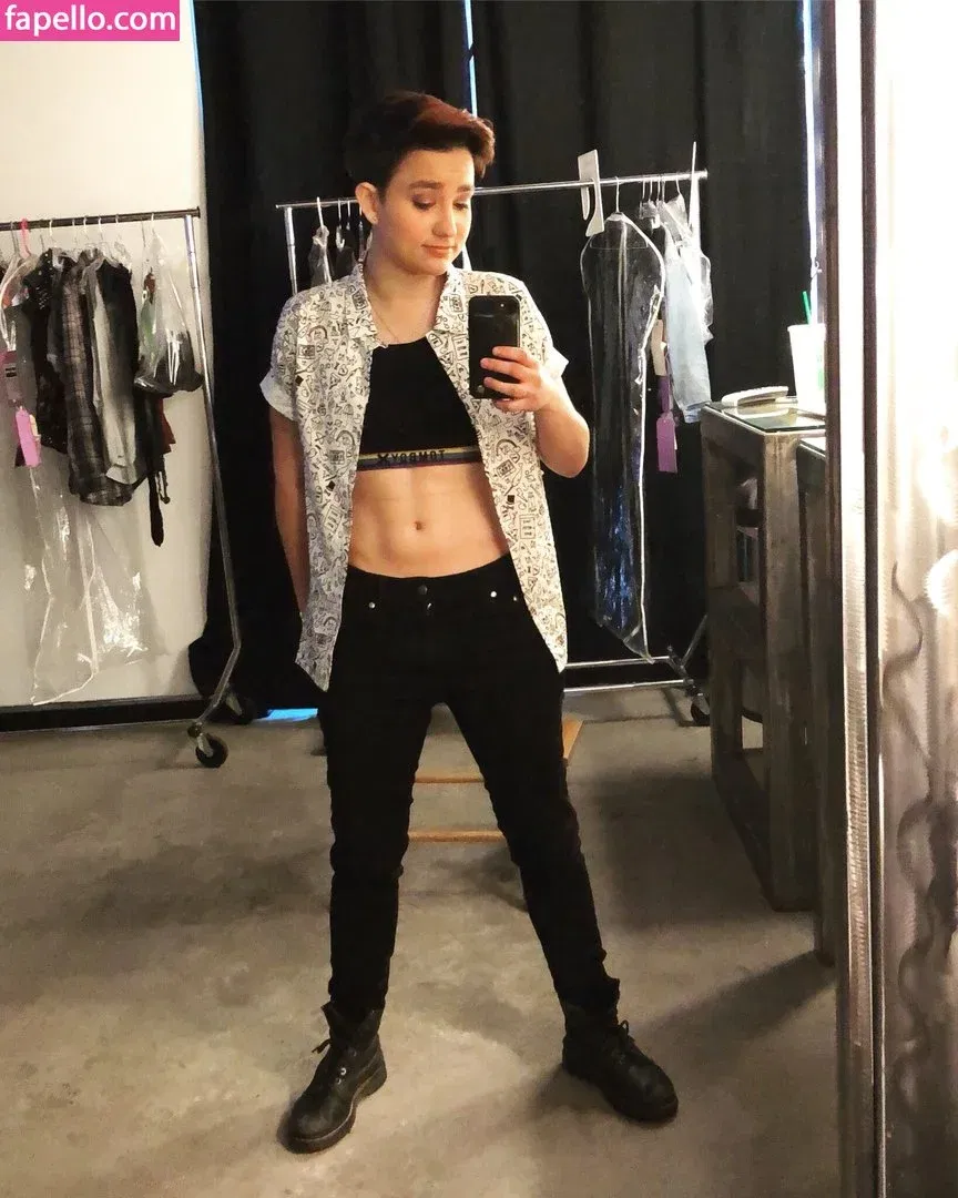Bex Taylor-Klaus Onlyfans Photo Gallery 