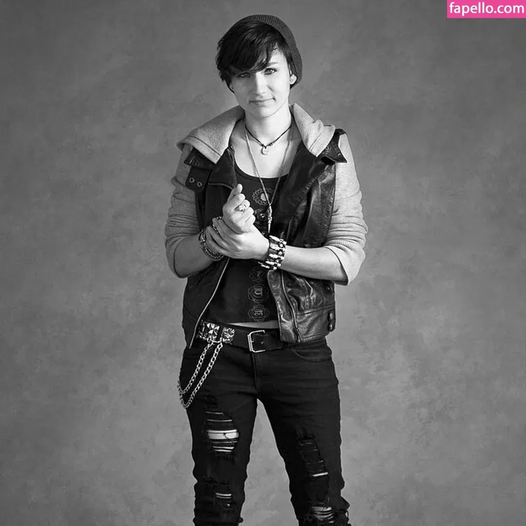 Bex Taylor-Klaus Onlyfans Photo Gallery 