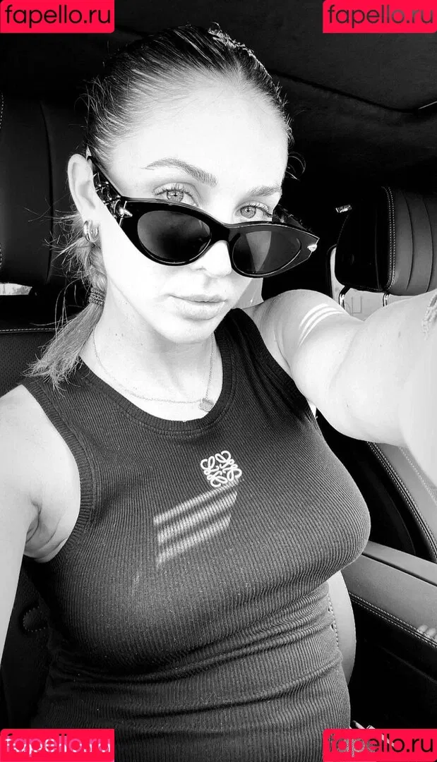Ann-Kathrin Götze Onlyfans Photo Gallery 