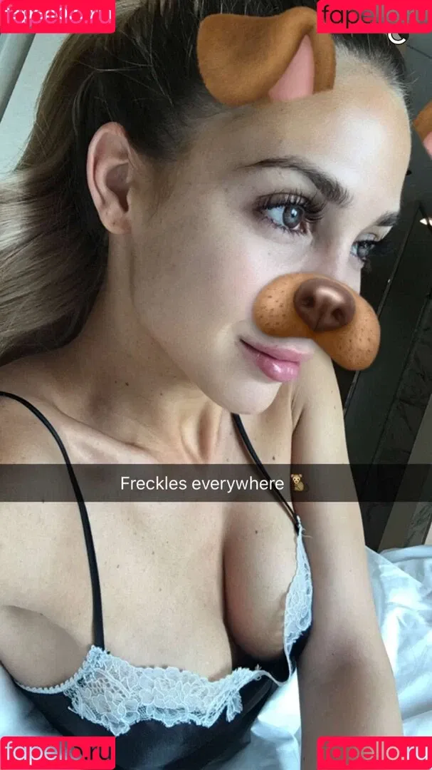 Ann-Kathrin Götze Onlyfans Photo Gallery 