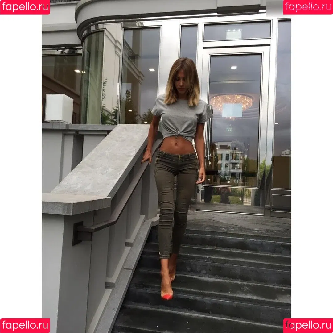 Ann-Kathrin Götze Onlyfans Photo Gallery 