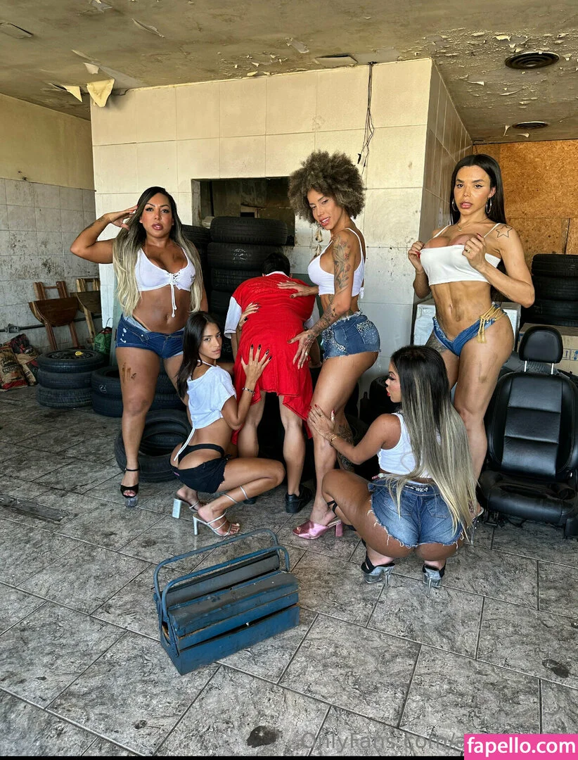 ayllagatina Onlyfans Photo Gallery 