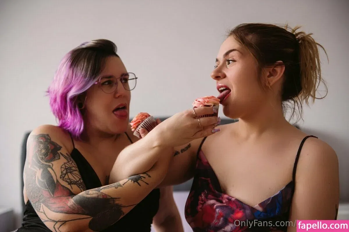 junelamour Onlyfans Photo Gallery 