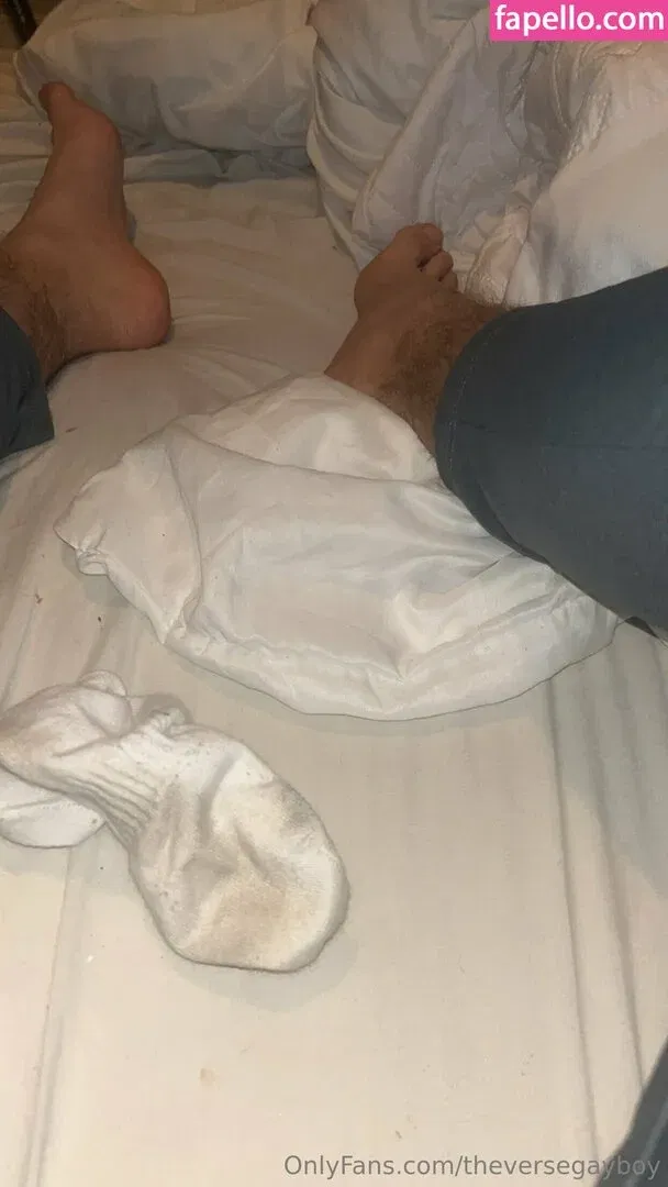 theversegayboy Onlyfans Photo Gallery 