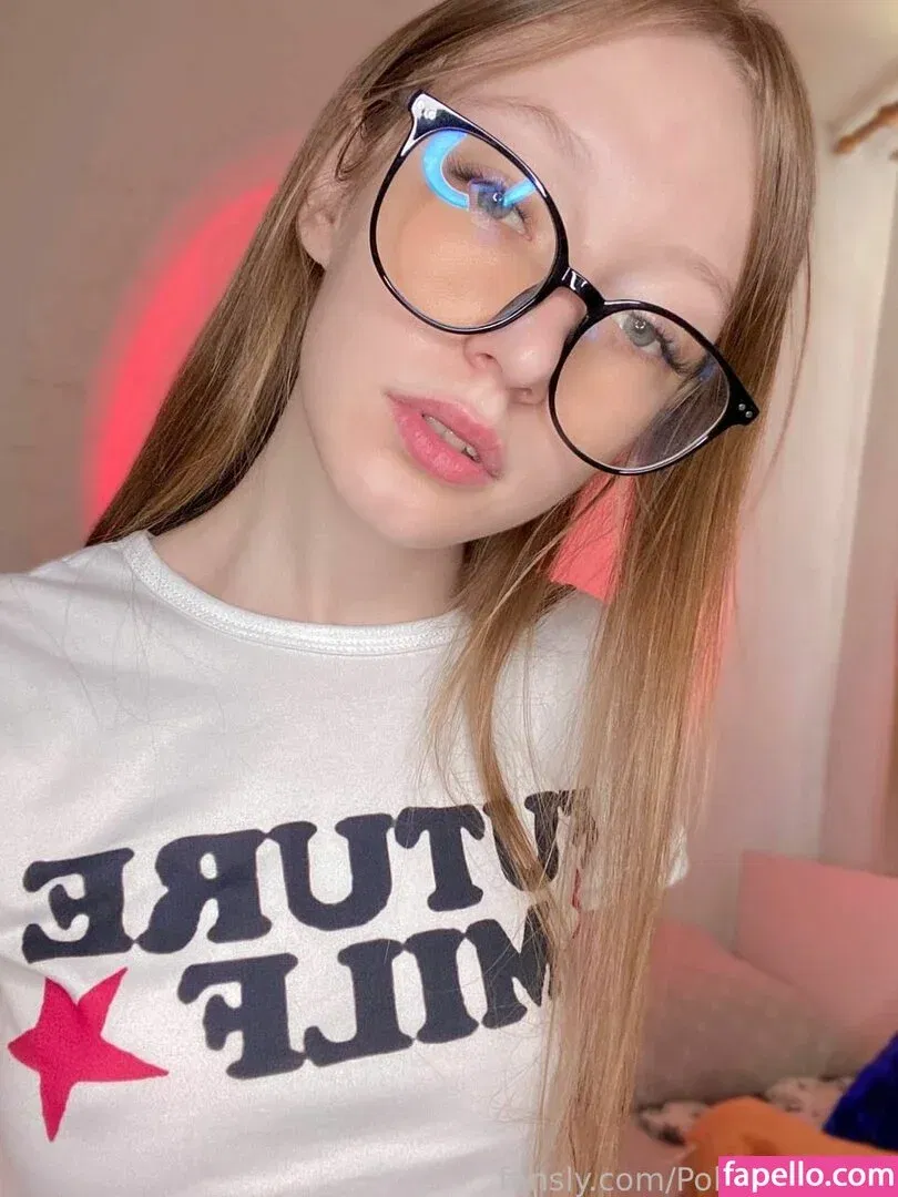 PolyKittenMyr Onlyfans Photo Gallery 