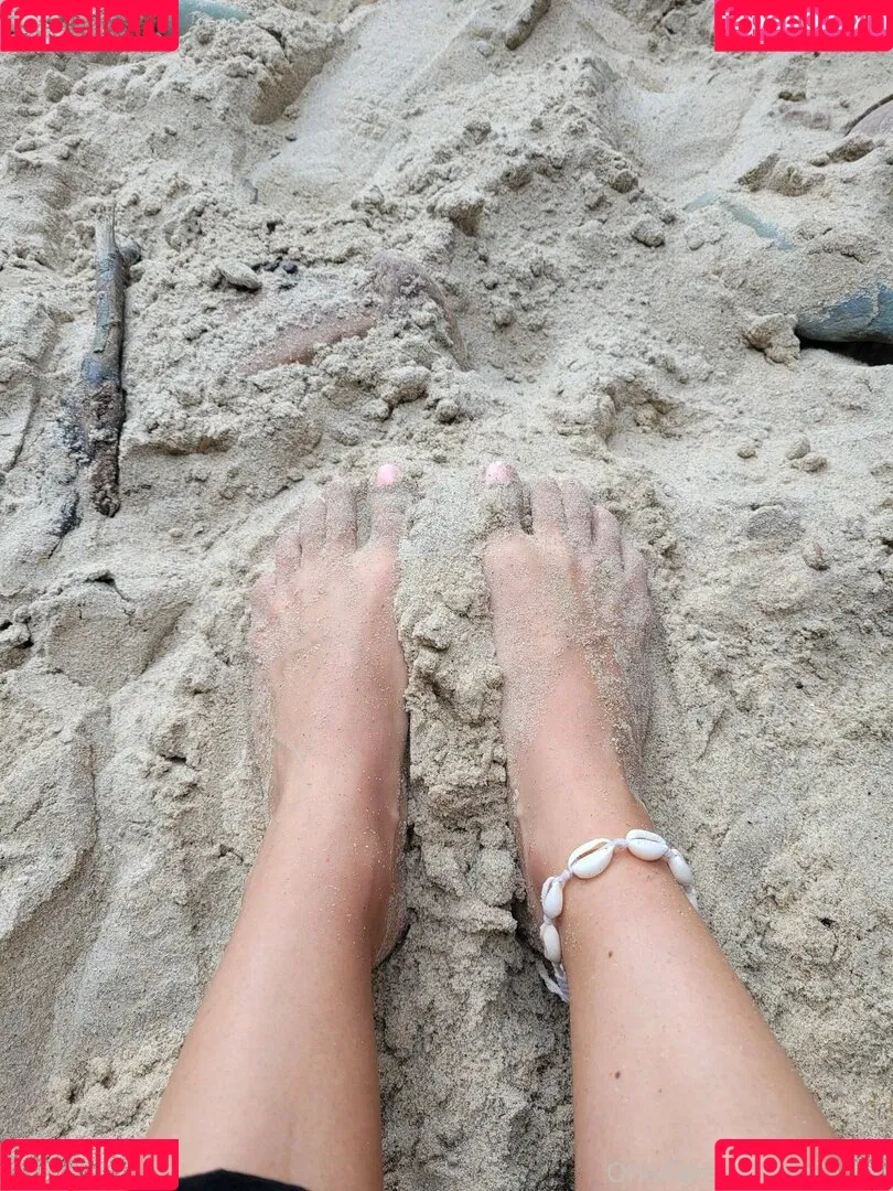 laila_lou Onlyfans Photo Gallery 