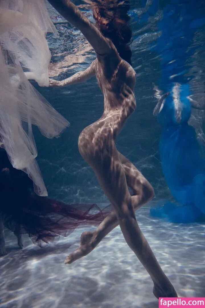 laila_lou Onlyfans Photo Gallery 