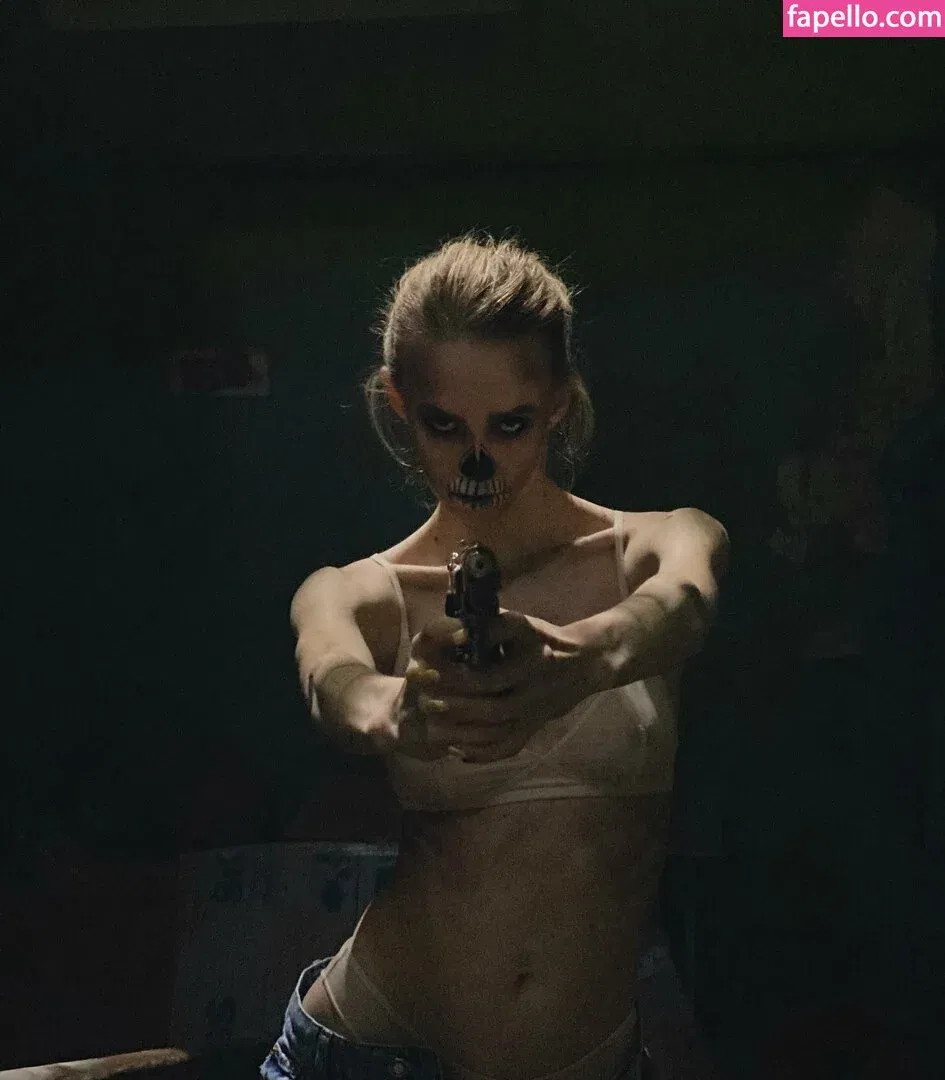 laila_lou Onlyfans Photo Gallery 