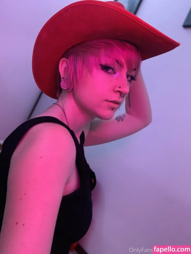 ice.titz Onlyfans Photo Gallery 