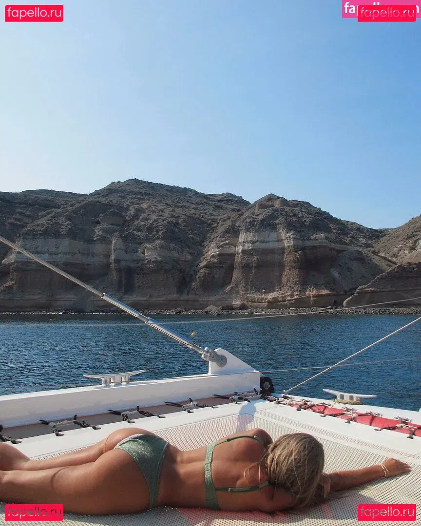 Hayden Grace Moss Onlyfans Photo Gallery 