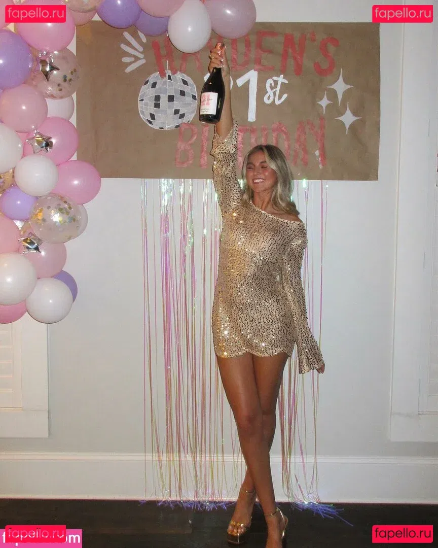 Hayden Grace Moss Onlyfans Photo Gallery 