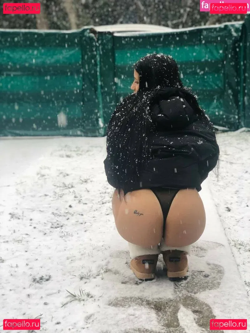 lulaxalarcon Onlyfans Photo Gallery 