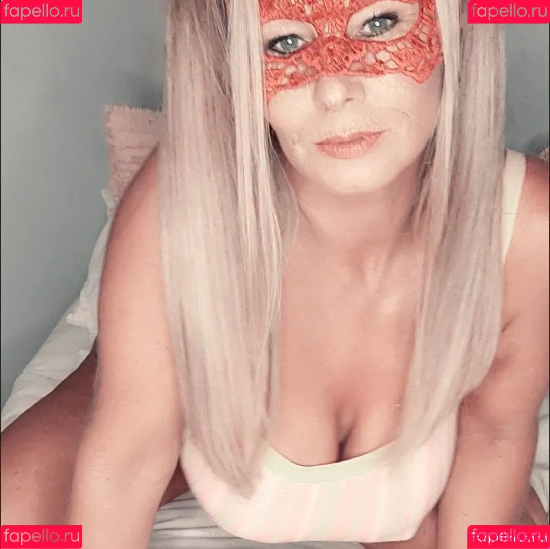 Mysterious Onlyfans Photo Gallery 