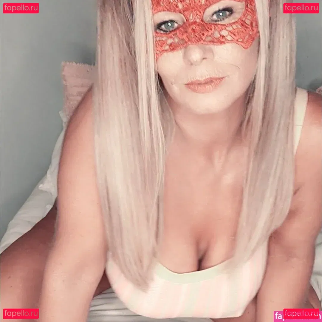 Mysterious Onlyfans Photo Gallery 