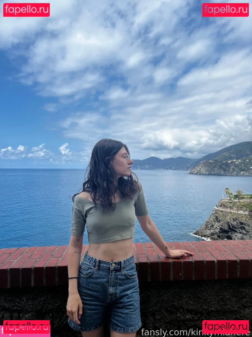 kinkymiahere Onlyfans Photo Gallery 