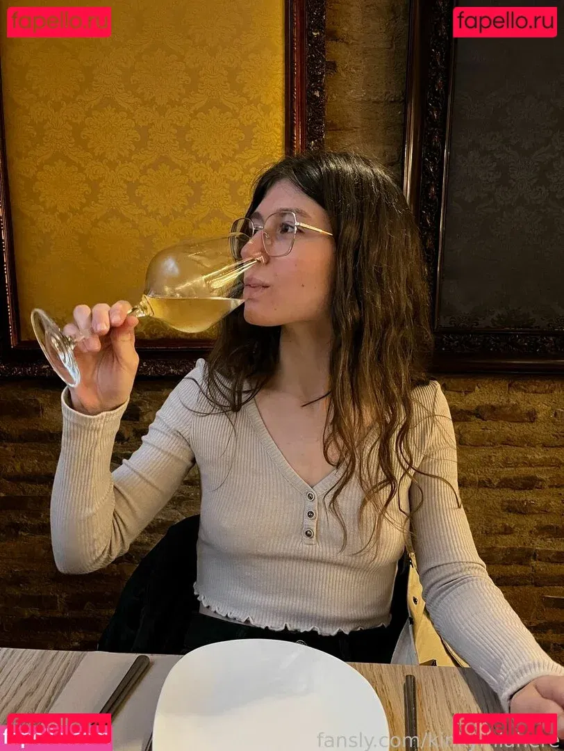 kinkymiahere Onlyfans Photo Gallery 