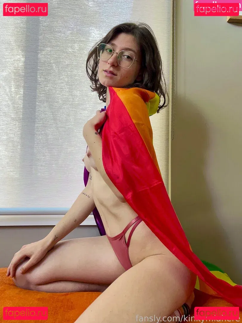 kinkymiahere Onlyfans Photo Gallery 