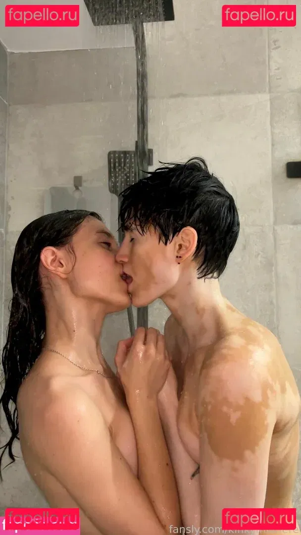 kinkymiahere Onlyfans Photo Gallery 