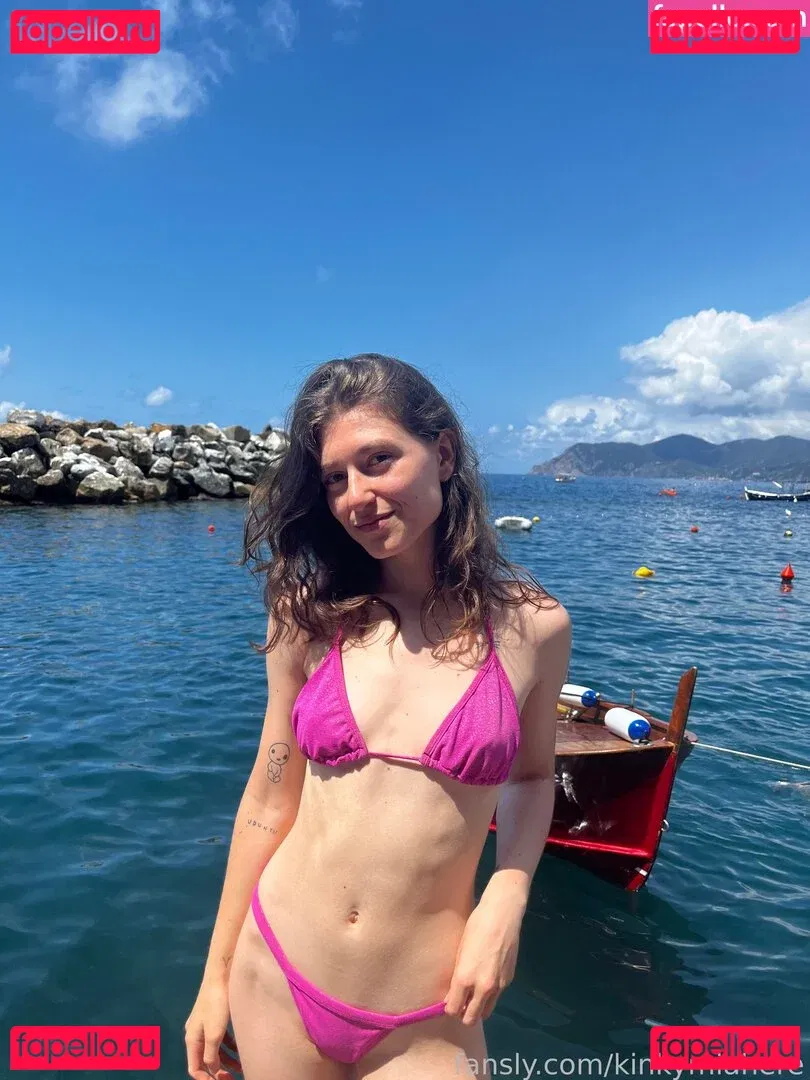 kinkymiahere Onlyfans Photo Gallery 