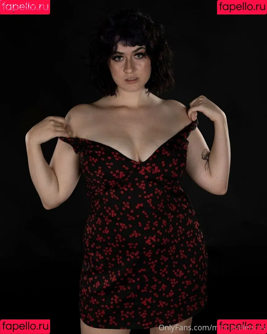 minniealiencos Onlyfans Photo Gallery 