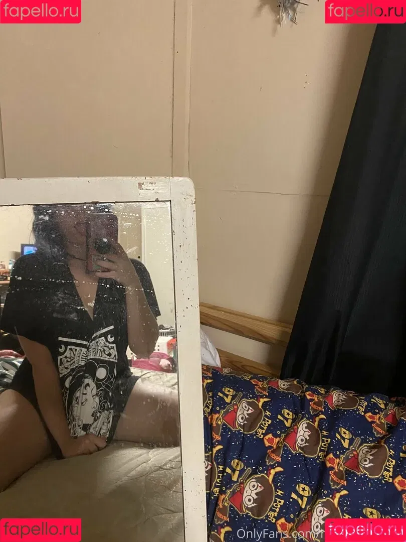minniealiencos Onlyfans Photo Gallery 