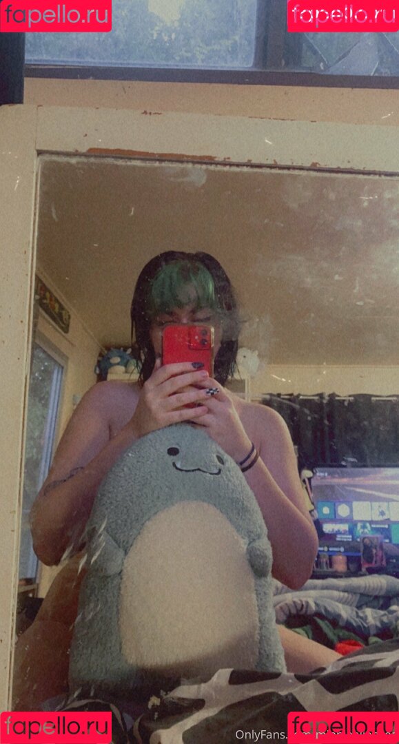 minniealiencos Onlyfans Photo Gallery 