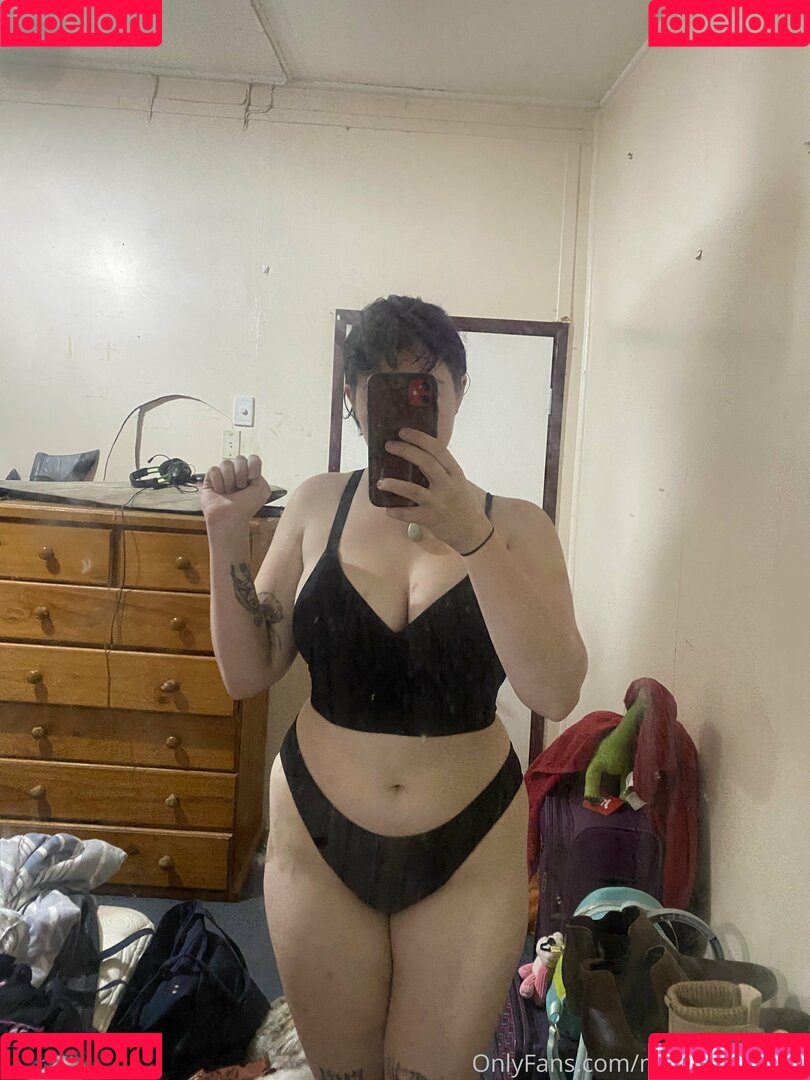 minniealiencos Onlyfans Photo Gallery 