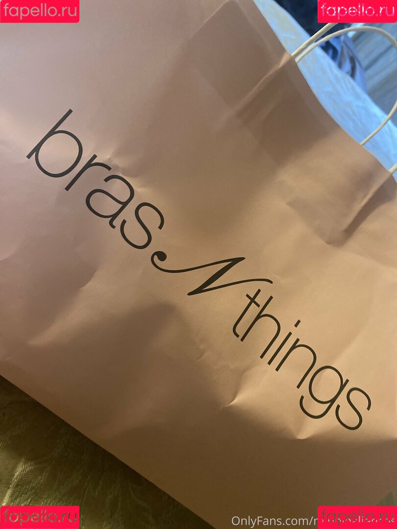 minniealiencos Onlyfans Photo Gallery 