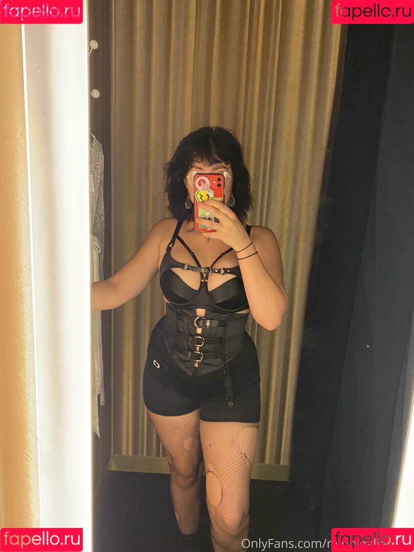 minniealiencos Onlyfans Photo Gallery 