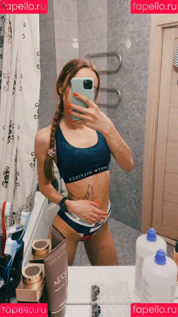 hotcryst Onlyfans Photo Gallery 