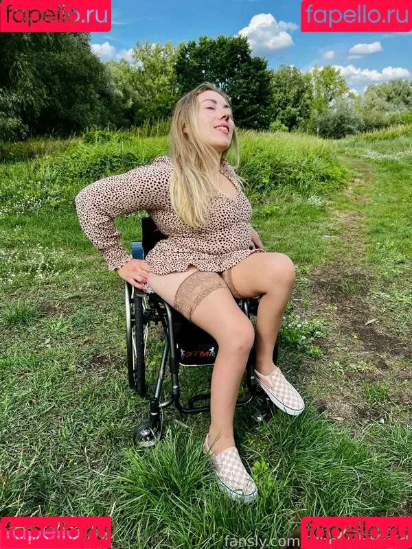 Wheelchairgirl Onlyfans Photo Gallery 