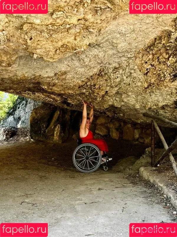 Wheelchairgirl Onlyfans Photo Gallery 