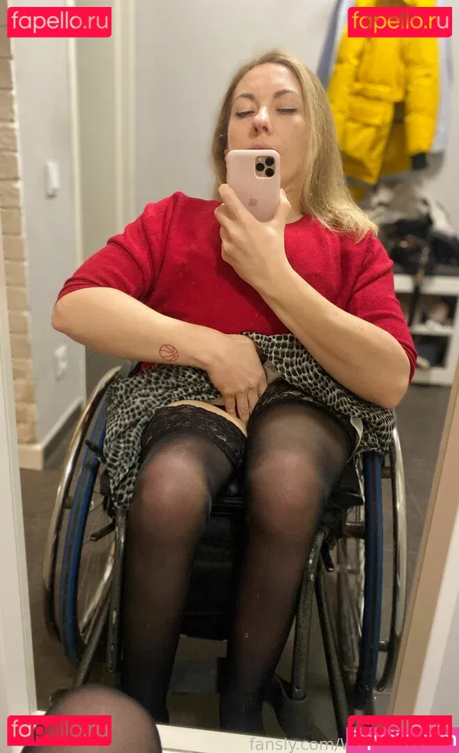 Wheelchairgirl Onlyfans Photo Gallery 
