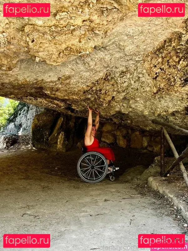 Wheelchairgirl Onlyfans Photo Gallery 